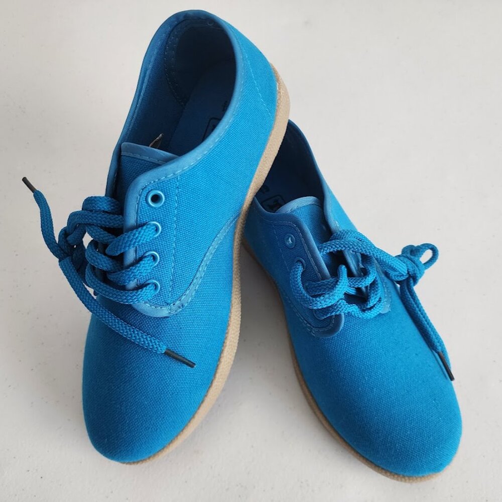 Trooper America Canvas Casual Shoes. Size 6. 5